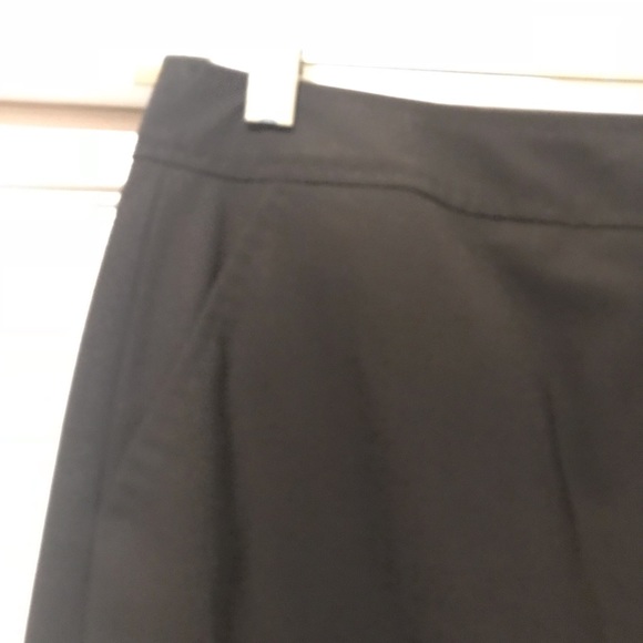 Black Banana Republic Pocket Skirt  2 - Picture 2 of 6